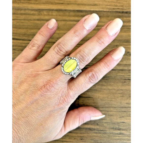 Paparazzi Accessories Ring LOT of 24 Assorted Styles Stretch Rings Wholesale Lot - Picture 16 of 16